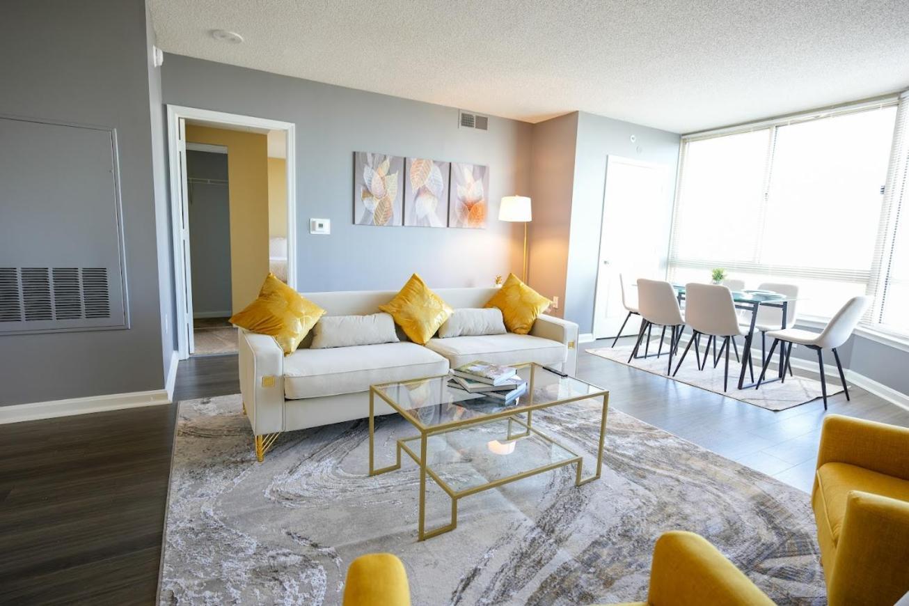 Ballston Getaway King Suite Арлингтон Экстерьер фото